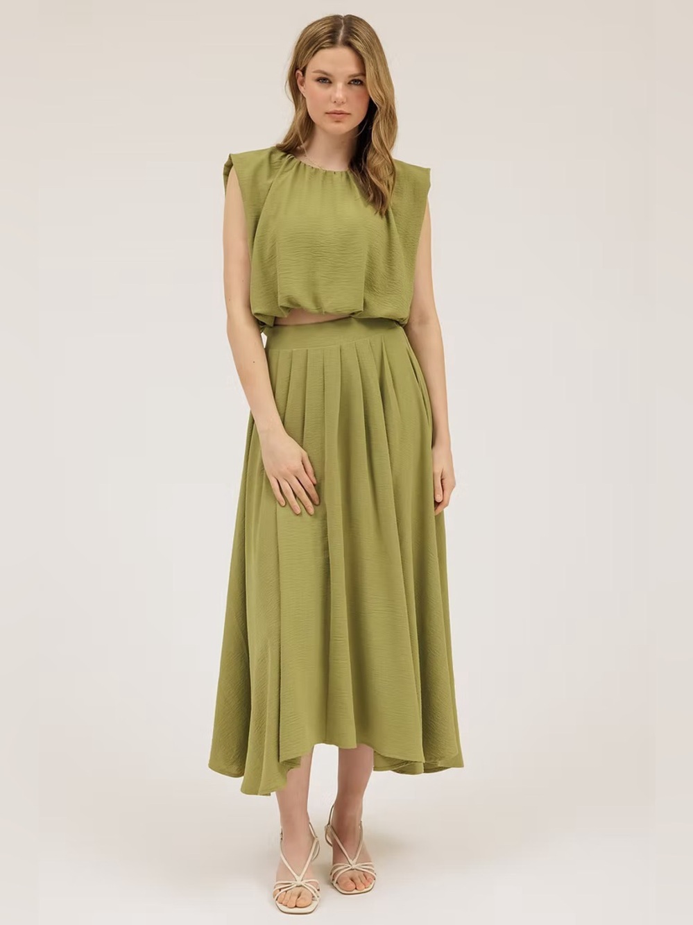 NWT Fab Vibes! BLU PEPPER The Maren Top AND Midi Skirt SET! Large - Picture 4 of 8
